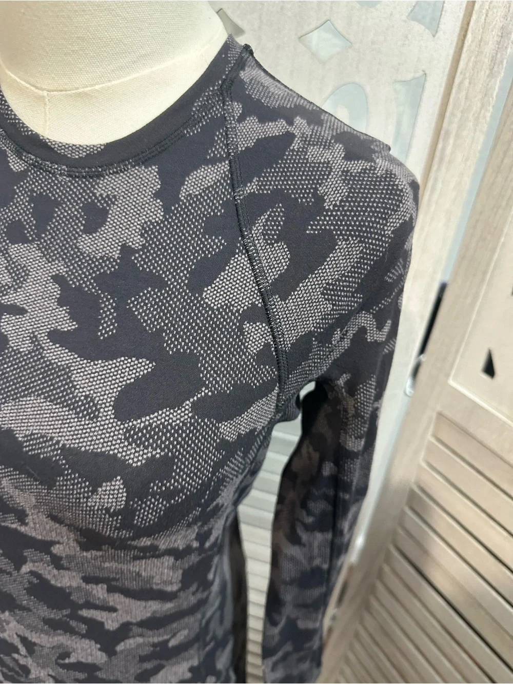 lululemon athletica Black & Gray Camo Long Sleeve Top